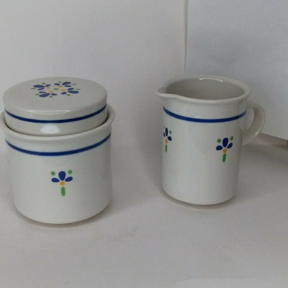 Vintage Avon Blue Floral Ceramic Creamer and Lidded Sugar Bowl‎ Set White